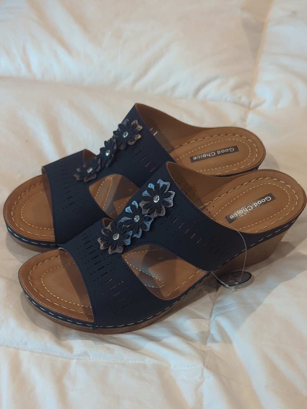 Good Choice Black Floral Wedge Slide Clogs